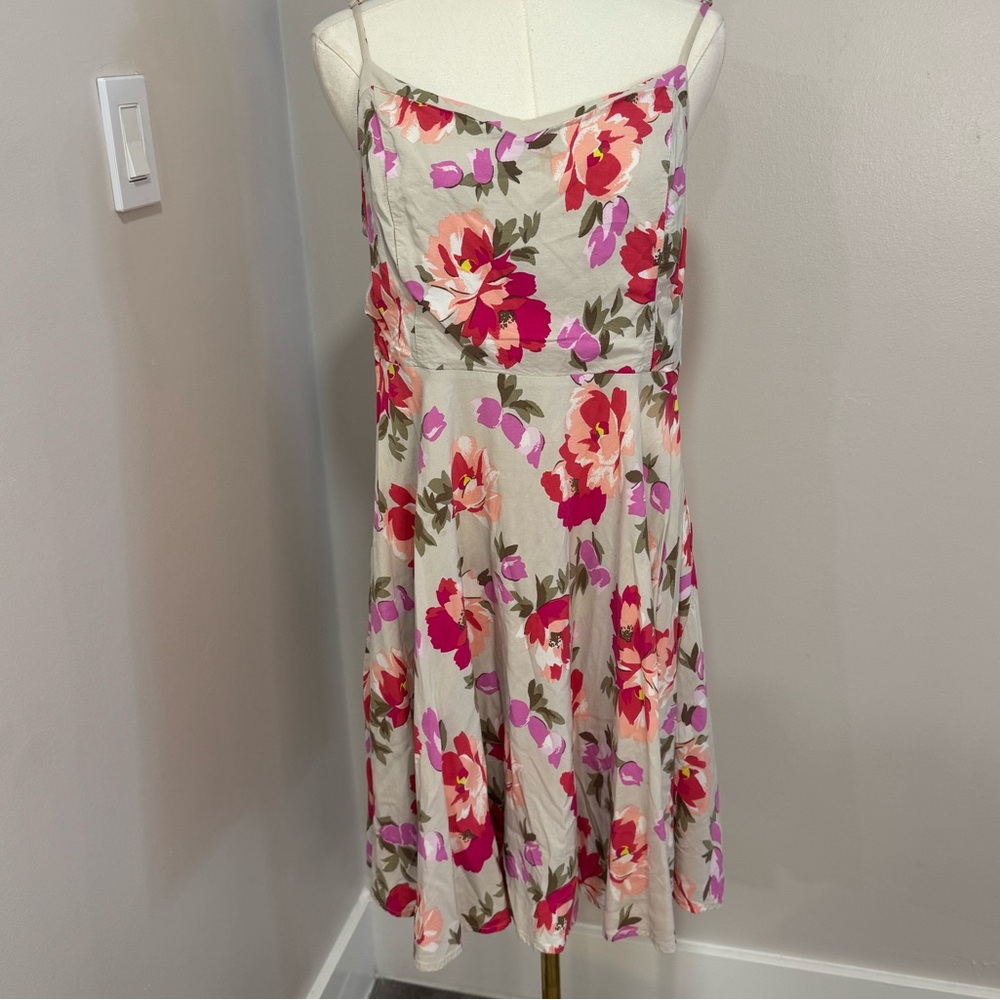 Old navy floral dress Large - Picture 2 of 7